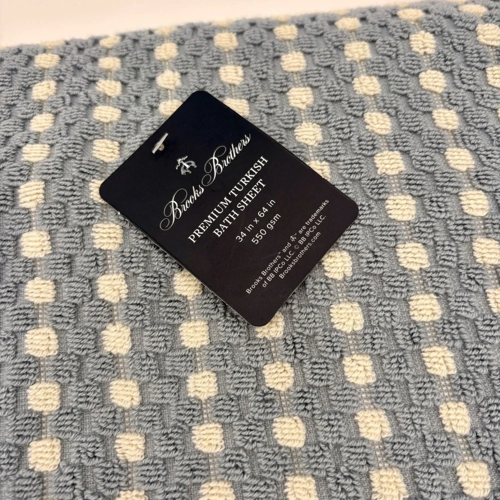 Brooks Brothers Premium Turkish Bath Sheet Blue Cream Waffle Weave 34x64‎